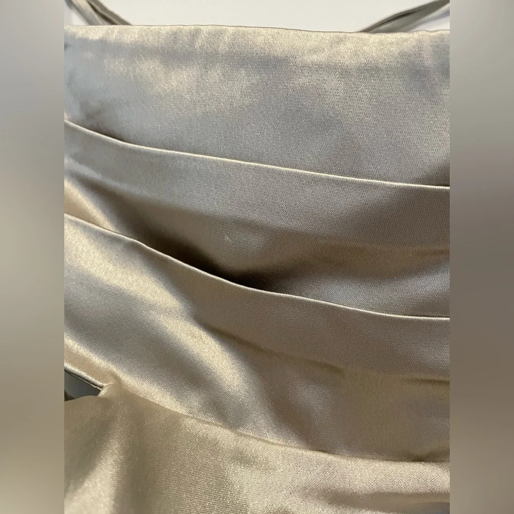 SAU LEE x REVOLVE Paula Gown in Silver NWT size 6 - Picture 6 of 10